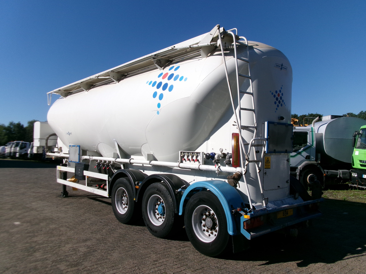 Semirremolque cisterna para transporte de harina Spitzer Powder tank alu 43 m3 / 1 comp + compressor: foto 3