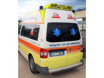 VOLKSWAGEN T5 , 4 MOTION - Ambulancia
