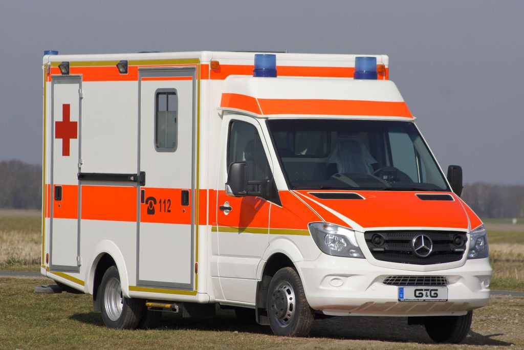 Ambulancia Mercedes-Benz Sprinter 516  // on Stock // 1 J Garantie //: foto 2