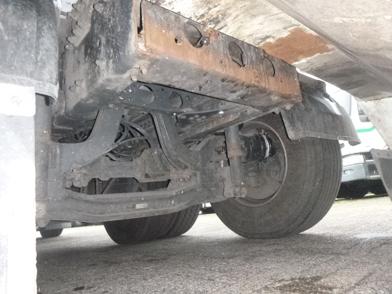 Camión de basura Mercedes Econic 2629 6x2 RHD Faun Variopress refuse truck: foto 18