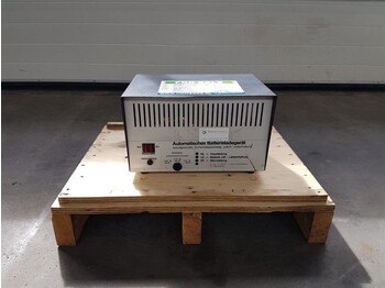 acculader 24 Volt Acculader 230 Volt Battery Charger - Herramienta/ Equipo: foto 1