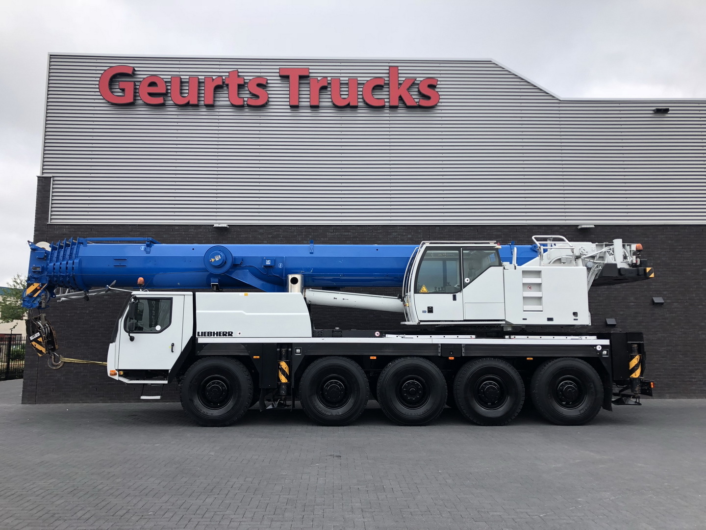 Geurts Trucks B.V. - Camiones DAF undefined: foto 27