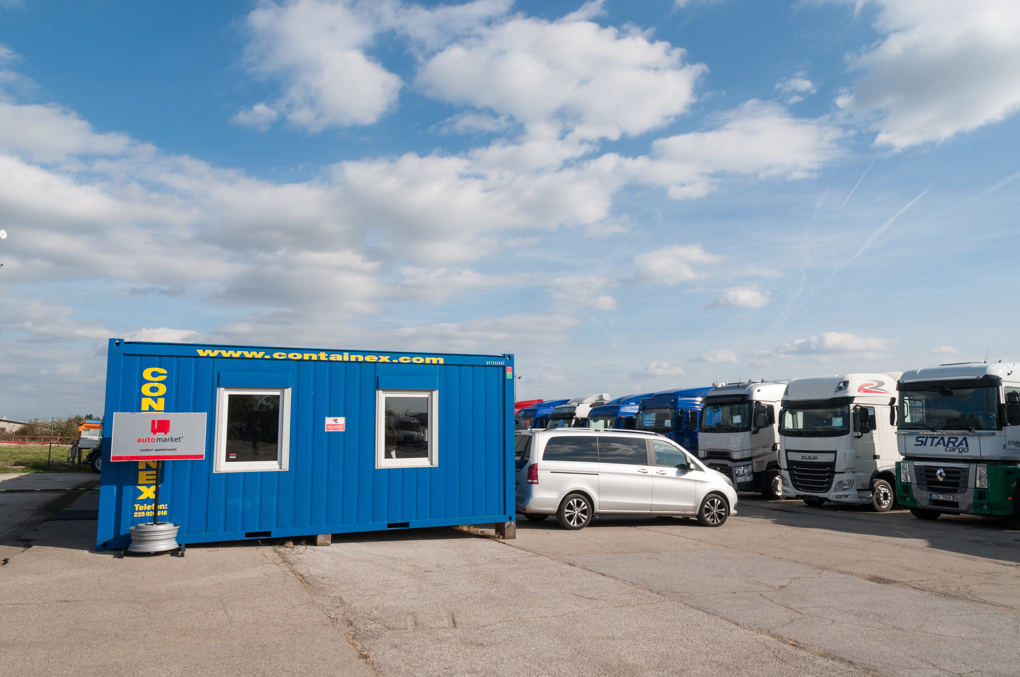 AUTOMARKET TRUCKS s.r.o. - Autobuses SCANIA undefined: foto 2