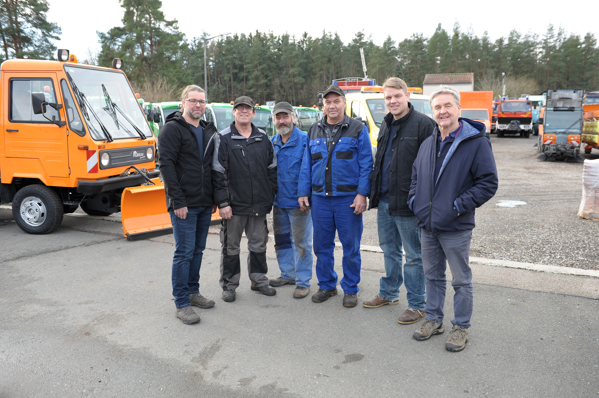 Auto Ungar GmbH & Co. KG Kommunalfahrzeuge - Furgonetas IVECO - 4x2 undefined: foto 2