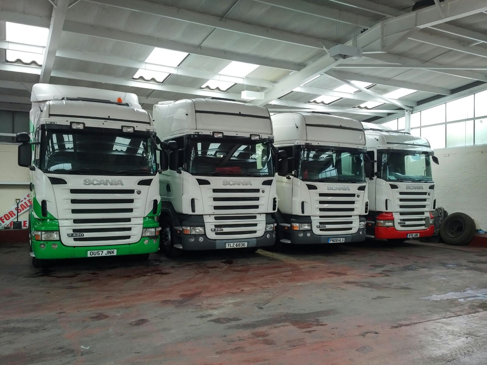 Steer Commercials Sales & Exports Ltd - Cabezas tractoras RENAULT T - Año: 2015 undefined: foto 2