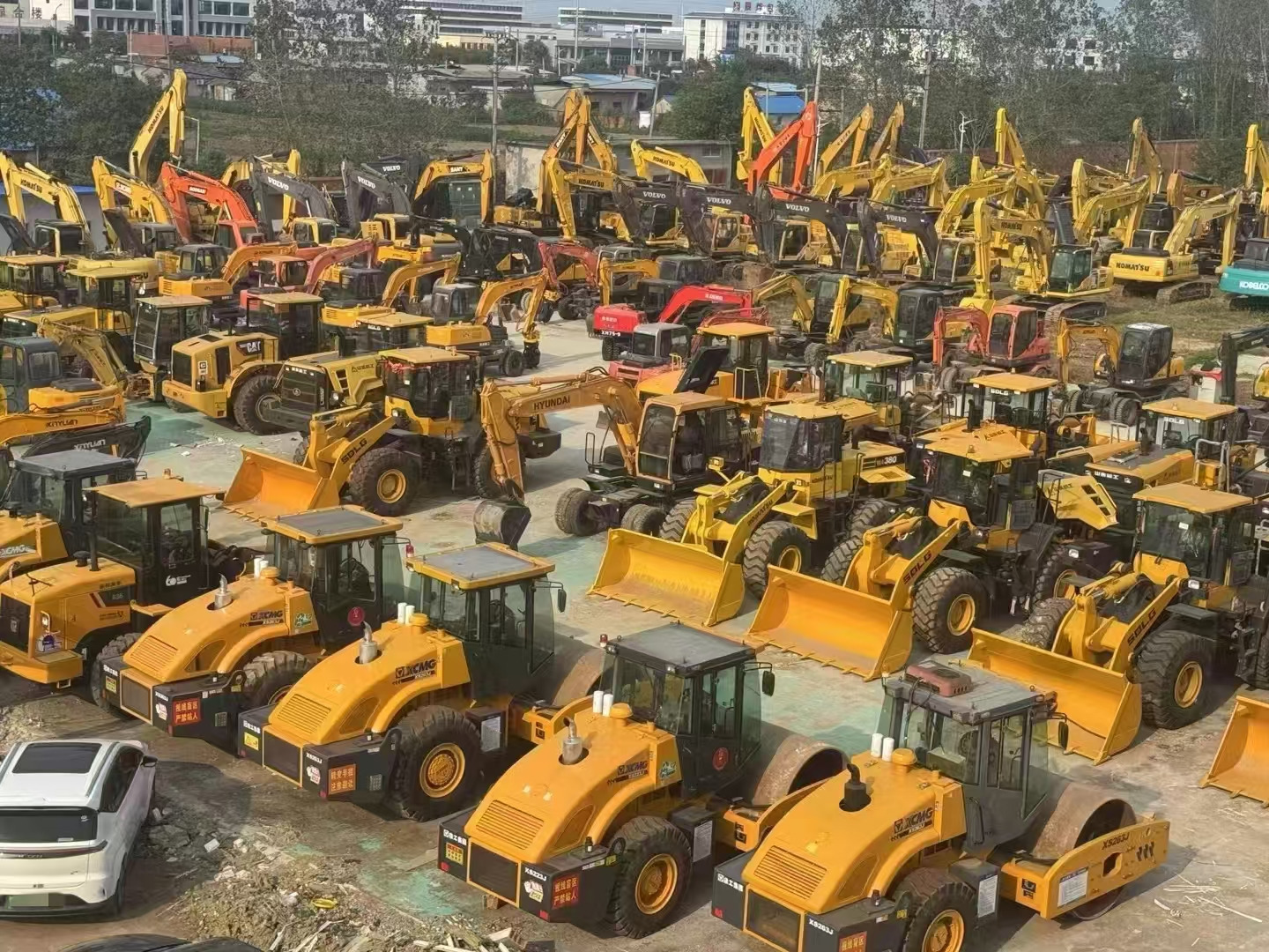 Shanghai Luanhui Construction Machinery Limited - anuncios sobre venta undefined: foto 1