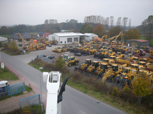 BAUMA Vermiet- und Handels GmbH - Maquinaria de construcción VOLVO - Año: 2023 undefined: foto 1