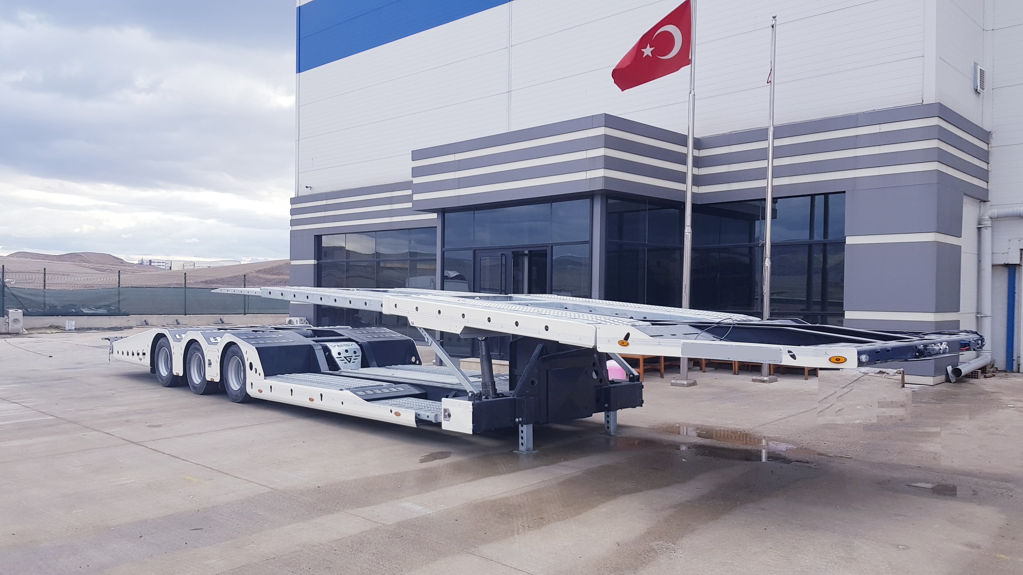 VEGA TRAILER - anuncios sobre venta undefined: foto 1