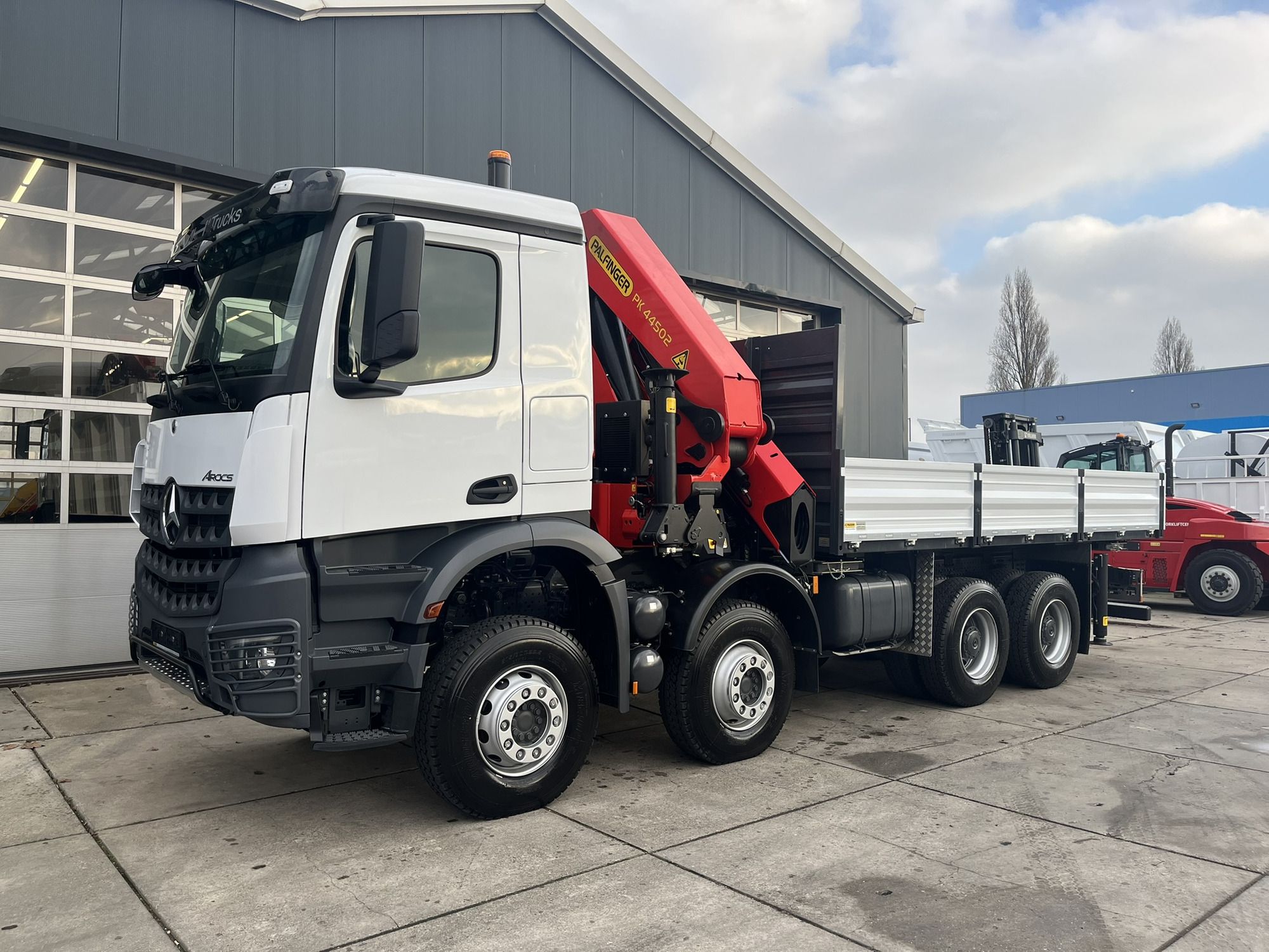 TMH Trucks undefined: foto 12