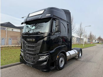 Cabeza tractora IVECO S-WAY