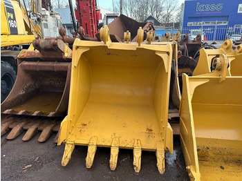 Cazo para Maquinaria de construcción CAT 325 bucket UNUSED: foto 2