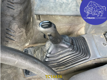 Camión portacontenedore/ Intercambiable Renault Kerax 370: foto 4 Camión portacontenedore/ Intercambiable Renault Kerax 370: foto 4