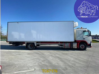 Camión frigorífico Volvo FM 330: foto 2