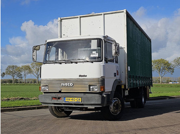 Camión lona IVECO