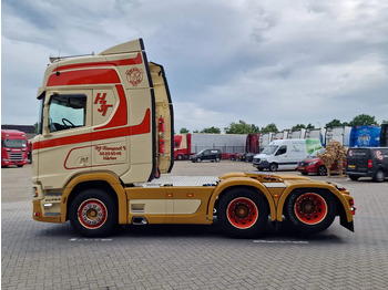 Cabeza tractora Scania R580 V8 NGS Highline 6x2 - PTO/Hydraulic - 2.95 WB - Retarder - Night clima - Custom interior: foto 4