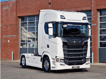 Cabeza tractora SCANIA