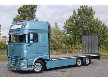 Camión portavehículos DAF XF 460