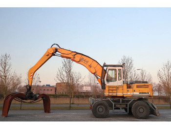 Manipulador de materiales LIEBHERR