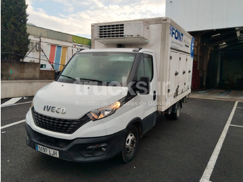 Furgoneta caja cerrada IVECO Daily 35c16
