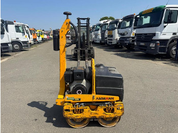 Mini compactadora AMMANN