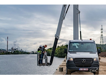 Camión con plataforma elevadora nuevo Mercedes-Benz Sprinter: foto 2