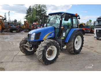 Tractor NEW HOLLAND T5000