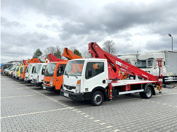 Camión con plataforma elevadora NISSAN