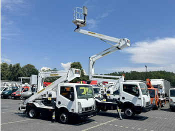 Camión con plataforma elevadora NISSAN
