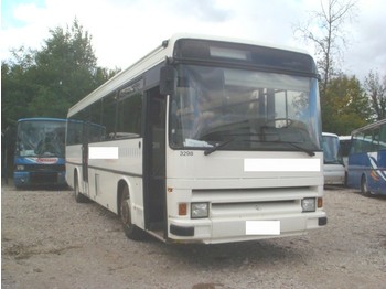 Autobús RENAULT TRACER: foto 1