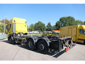 Camión portacontenedore/ Intercambiable IVECO Stralis