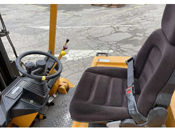 Carretilla elevadora eléctrica Montini 4000 AE (1000 ore di lavoro): foto 2 Carretilla elevadora eléctrica Montini 4000 AE (1000 ore di lavoro): foto 2