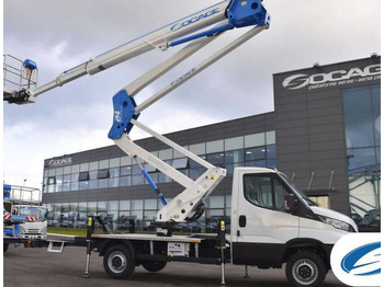 Camión con plataforma elevadora SOCAGE