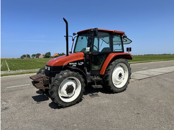 Tractor NEW HOLLAND
