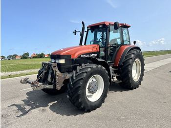 Tractor NEW HOLLAND