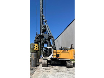 Martillo de hinca de pilotes LIEBHERR