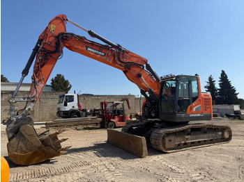 Excavadora de cadenas DOOSAN DX235LCR