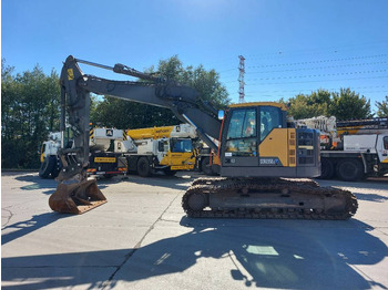 Excavadora de cadenas VOLVO ECR235