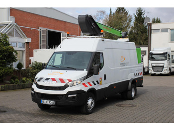 Camión con plataforma elevadora IVECO Daily