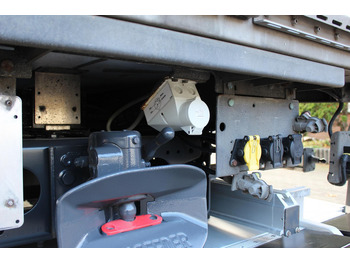 Camión frigorífico Mercedes-Benz Actros 1830 E6 TK T-1200R Multi Bi-Temp LBW AHK: foto 5 Camión frigorífico Mercedes-Benz Actros 1830 E6 TK T-1200R Multi Bi-Temp LBW AHK: foto 5