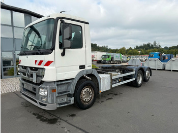 Camión chasis MERCEDES-BENZ Actros 2532