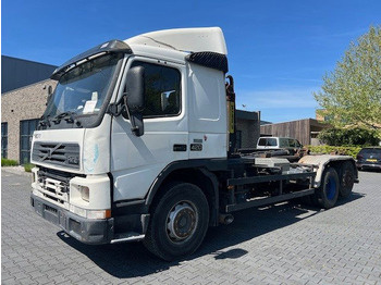 Camión portacontenedore/ Intercambiable VOLVO FM12 420