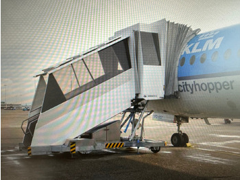 Escalera de pasajeros