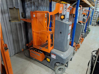 Plataforma de mástil vertical JLG