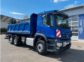 Camión grúa MERCEDES-BENZ Arocs