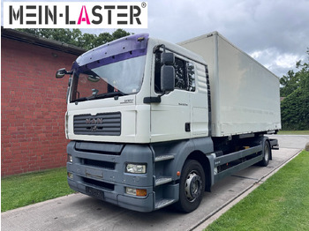 Camión caja cerrada MAN TGA 18.350 BDF  5 Sitzer Klima nur 209.380 km: foto 2