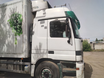 Camión frigorífico MERCEDES-BENZ Actros 2543: foto 2