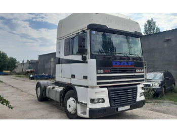 Cabeza tractora DAF XF 95 430