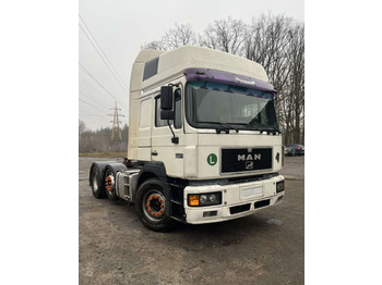 Cabeza tractora MAN