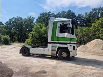 Cabeza tractora RENAULT Magnum 440