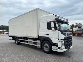 Camión caja cerrada VOLVO FM 330